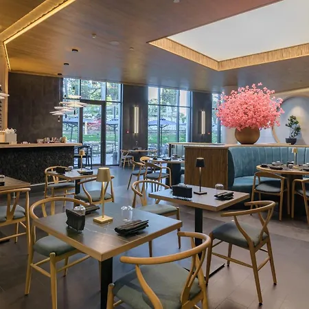 Ensana Aquahouse 酒店 圣君士坦丁和海伦那