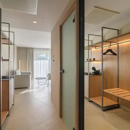 Ensana Aquahouse 5*