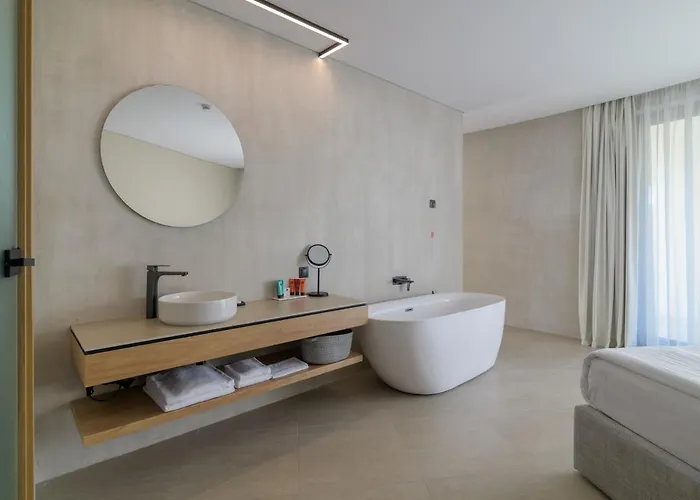 Ensana Aquahouse Hotell