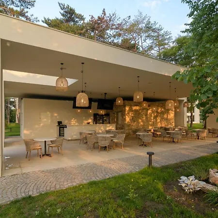 מלון Ensana Aquahouse