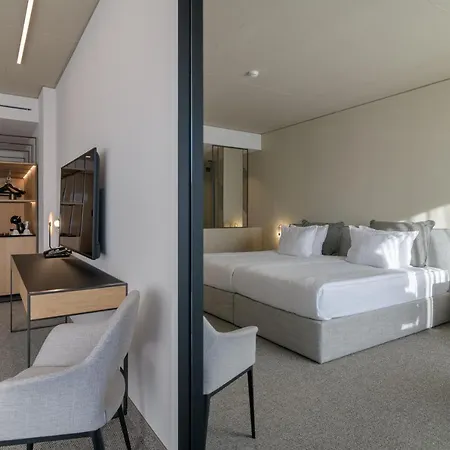 Ensana Aquahouse מלון סנט קונסטנטין והלנה