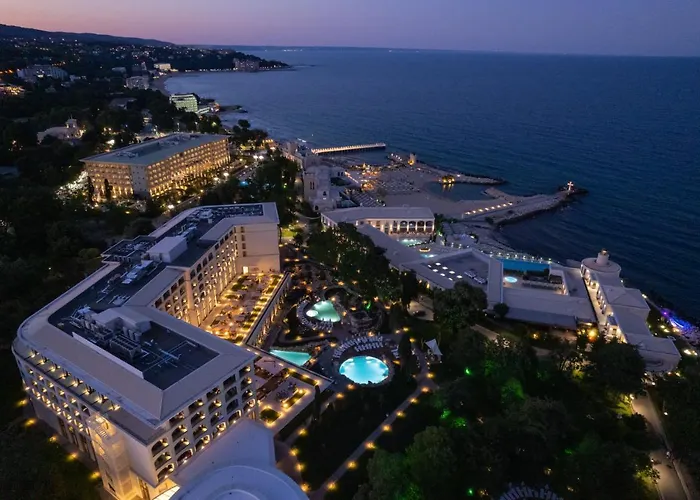 Ensana Aquahouse Хотел 5*